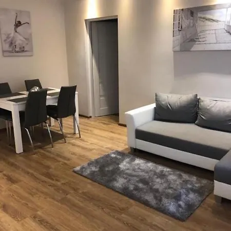 Apartament U Janki شقة شتشيتسين